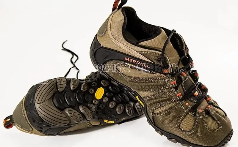 B体育手机版下载app百度Apollo瑪索主義女鞋2024款：引領時尚，定義
叛逆