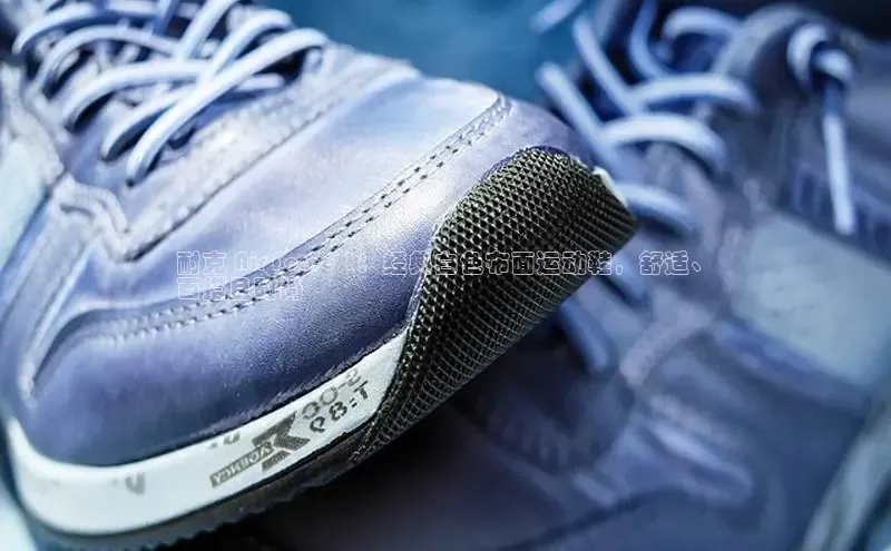 B体育手机网页版登录百度手机输入法耐克 Air Force 1：经典白色布面运动鞋，舒适、
百搭且时尚